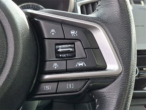 Used 2023 Subaru Impreza 2.0i Limited image 24