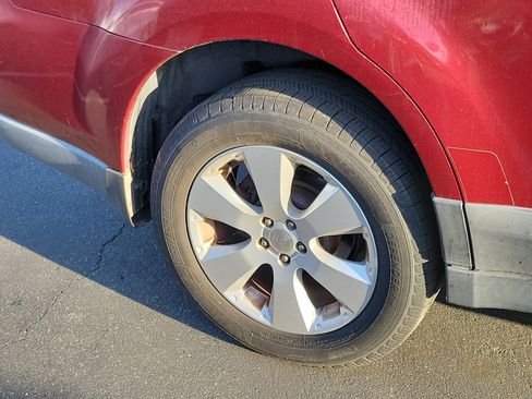 Used 2012 Subaru Outback 2.5i Premium image 4