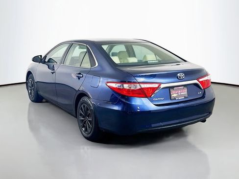 Used 2017 Toyota Camry LE image 8