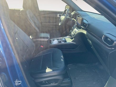 Used 2020 Ford Explorer Limited w/ Class III Trailer Tow Package image 15