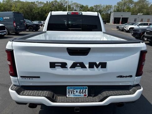 Used 2025 RAM 1500 Big Horn AWD/4WD image 8
