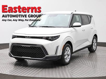 Used 2025 Kia Soul LX w/ LX Technology Package