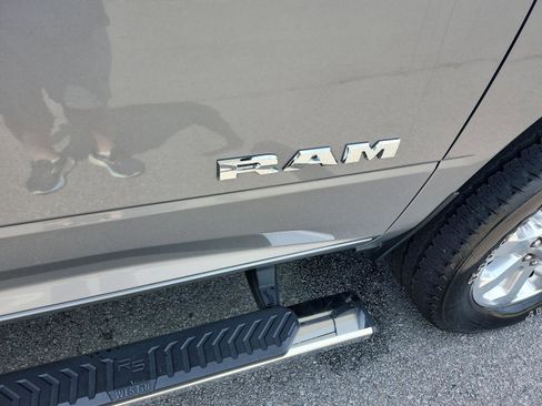 Used 2023 RAM 2500 Laramie AWD/4WD image 9