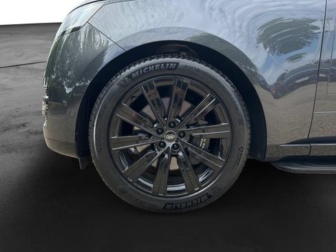Used 2023 Land Rover Range Rover SE AWD/4WD image 9