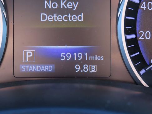 Used 2017 INFINITI Q60 w/ Cargo Package image 20