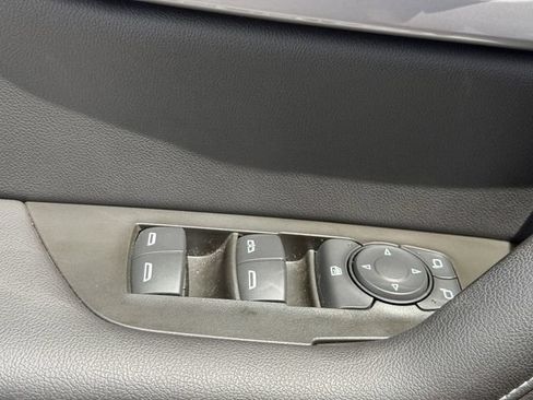 Used 2023 Chevrolet Blazer LT FWD image 20