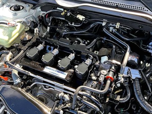 Used 2017 Honda Civic EX-L image 32