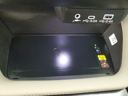 Used 2026 Subaru Forester Premium image 19