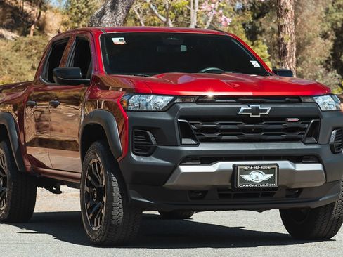 Used 2023 Chevrolet Colorado Trail Boss w/ LPO, Dark Essentials Package image 8