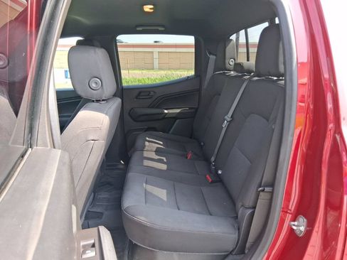 Used 2023 Chevrolet Colorado Trail Boss w/ LPO, Dark Essentials Package AWD/4WD image 17