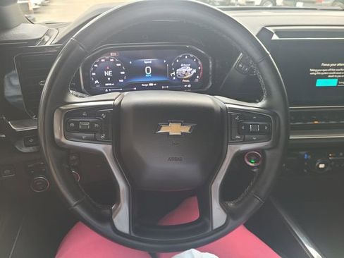 Used 2024 Chevrolet Silverado 2500 High Country w/ High Country Premium Package image 8