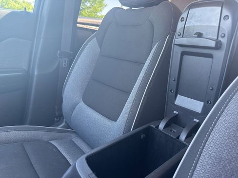 Used 2024 Chevrolet TrailBlazer LT FWD image 24