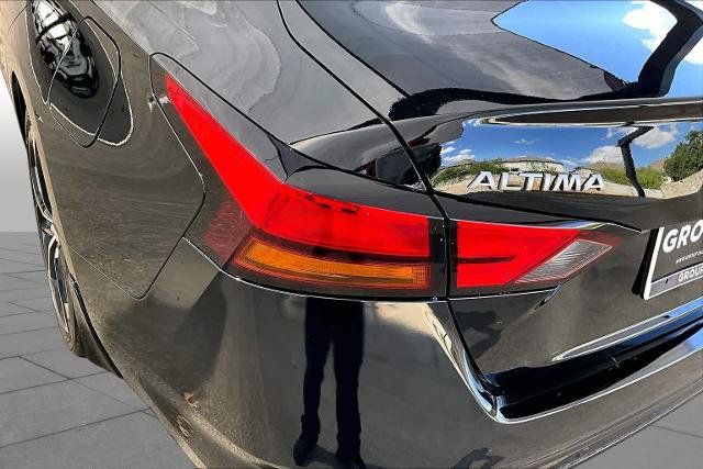 Certified 2025 Nissan Altima 2.5 SR w/ SR Premium Package FWD image 29
