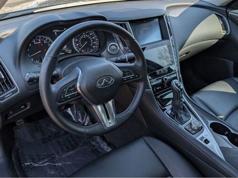 Used 2022 INFINITI Q50 PURE image 17