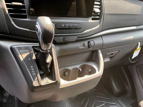 New 2026 Ford Transit 250 148 Medium Roof w/ Load Area Protection Package RWD image 8