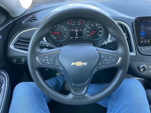 Used 2023 Chevrolet Malibu LT FWD image 21