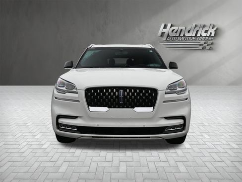 Used 2021 Lincoln Aviator Grand Touring w/ Equipment Group 302A AWD/4WD image 3