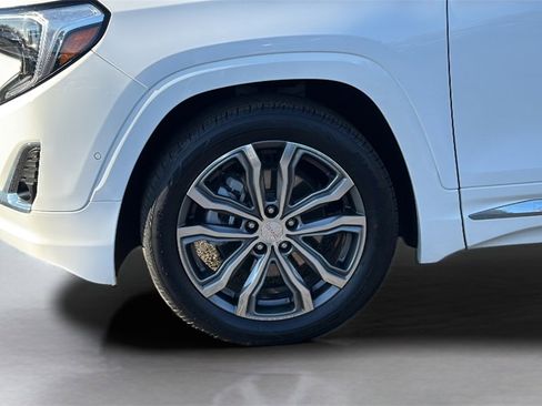 Used 2020 GMC Terrain Denali w/ Denali Premium Package image 9