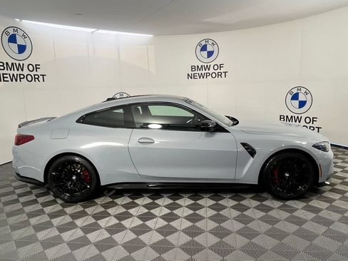Used 2025 BMW M4 Coupe w/ Executive Package RWD image 5