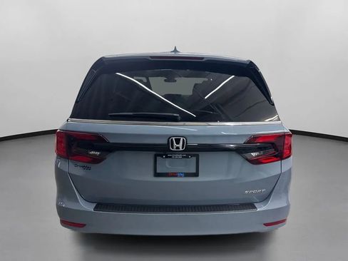 Used 2023 Honda Odyssey Sport image 8