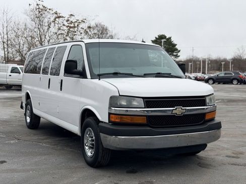Used 2014 Chevrolet Express 3500 LT w/ LT Preferred Equipment Group image 2