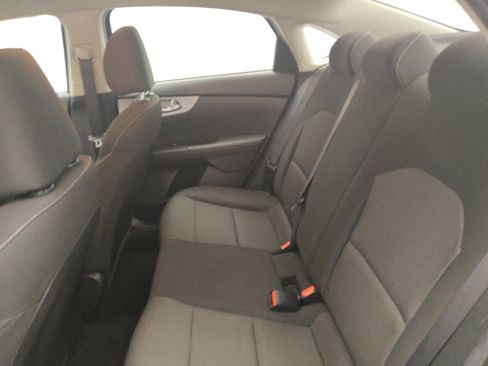 Used 2024 Kia Forte LXS image 18