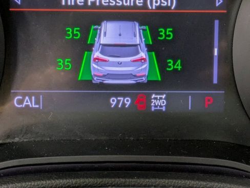 Used 2022 Buick Encore GX Essence w/ Advanced Technology Package image 16