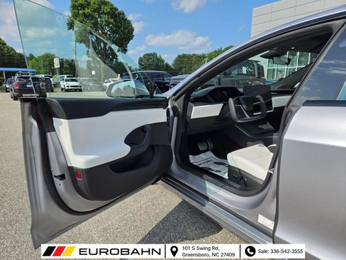 Used 2024 Tesla Model S Plaid AWD/4WD image 9
