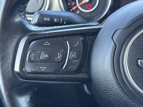 Used 2020 Jeep Gladiator Sport w/ Quick Order Package 24S image 16