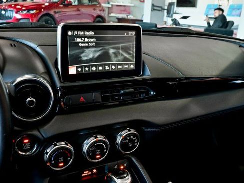 Used 2019 FIAT 124 Spider Lusso w/ Convenience Group image 43