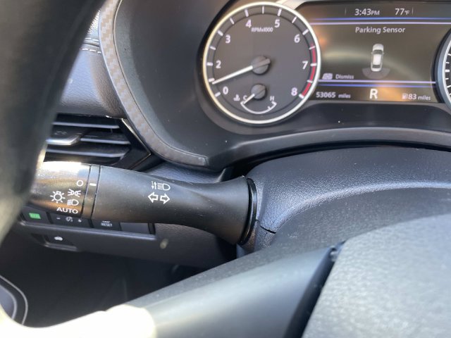 Used 2024 Nissan Sentra SV FWD image 30