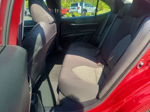 Certified 2022 Toyota Camry LE w/ Carpet Mat Package (TMS) FWD image 27