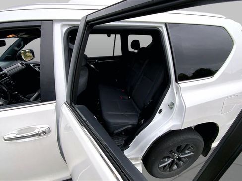 Certified 2023 Lexus GX 460 Premium w/ Premium Package AWD/4WD image 21