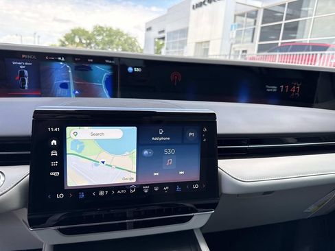 New 2026 Lincoln Nautilus Reserve AWD/4WD image 19