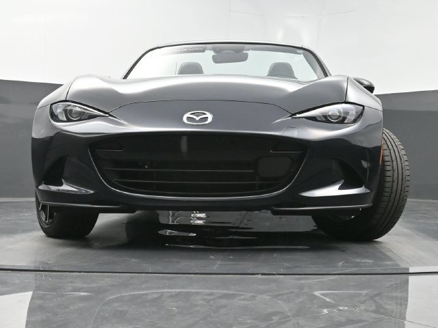 Used 2024 MAZDA MX-5 Miata Grand Touring RWD image 30