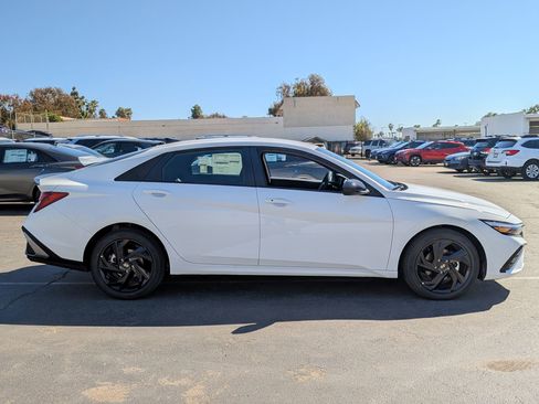 New 2026 Hyundai Elantra Sport FWD image 5