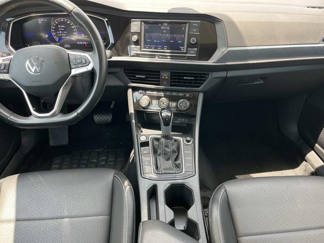 Used 2024 Volkswagen Jetta SE FWD image 15