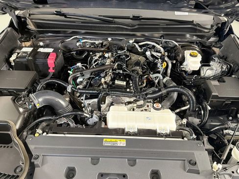 Used 2024 Toyota Tacoma TRD Off-Road w/ TRD Off Road Upgrade Package AWD/4WD image 12