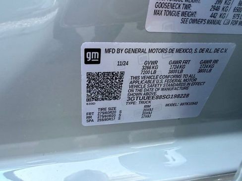 Used 2025 GMC Sierra 1500 AT4 w/ AT4 Premium Package image 33