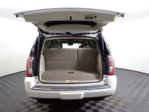 Used 2017 GMC Yukon Denali w/ Open Road Package image 17
