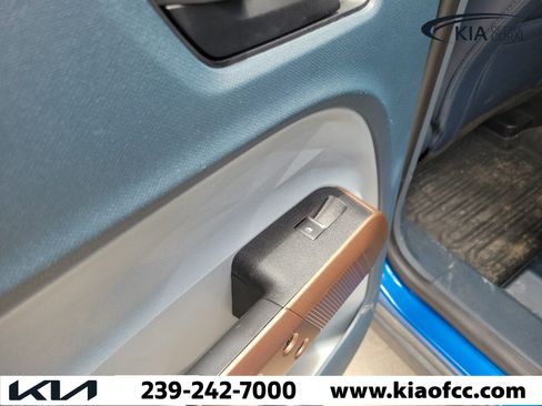 Used 2022 Ford Maverick Lariat w/ Lariat Luxury Package AWD/4WD image 14