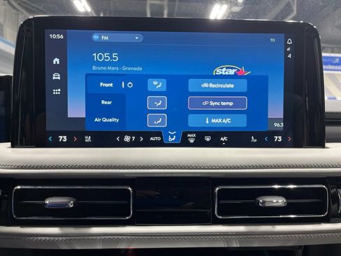 Used 2025 Lincoln Aviator AWD w/ Jet Appearance Package image 26