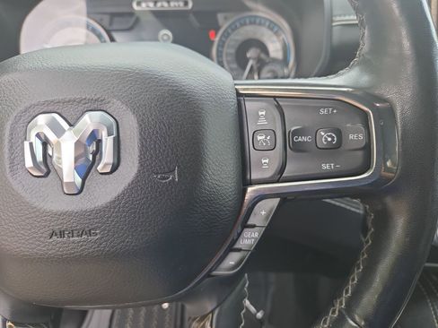 Used 2019 RAM 1500 Limited AWD/4WD image 12