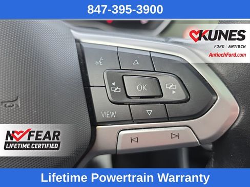 Used 2024 Volkswagen Jetta SE image 30