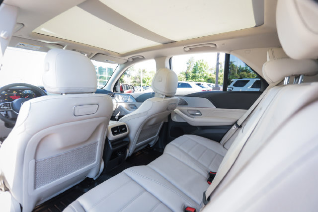 Used 2020 Mercedes-Benz GLE 450 4MATIC image 65