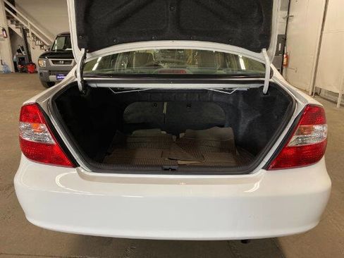 Used 2003 Toyota Camry LE image 12