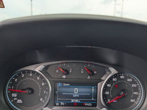 Used 2024 Chevrolet Equinox RS AWD/4WD image 12