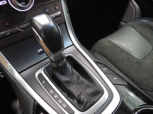 Used 2018 Ford Edge Sport w/ Equipment Group 401A AWD/4WD image 22