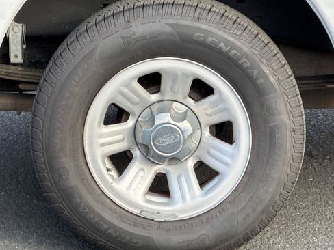 Used 2009 Ford Ranger XL image 32