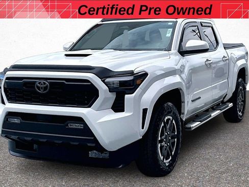 Certified 2024 Toyota Tacoma TRD Sport AWD/4WD image 5